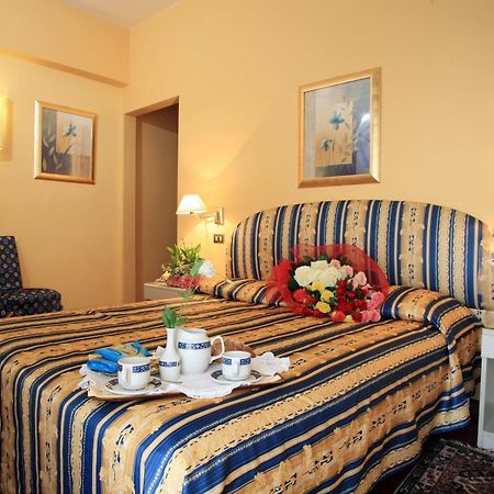 Hotel Nuovo Savi Montecatini Terme Exteriör bild