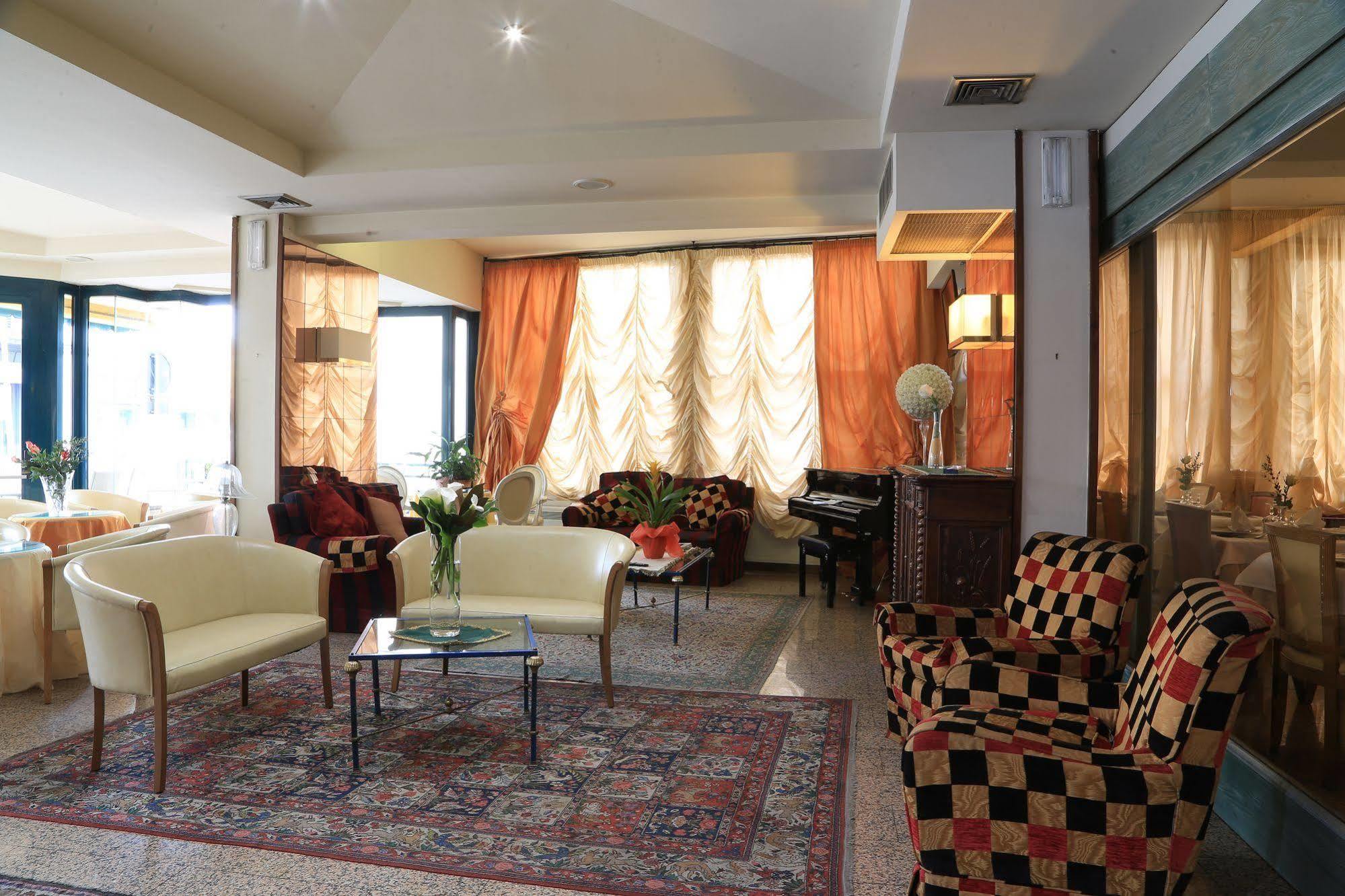 Hotel Nuovo Savi Montecatini Terme Exteriör bild